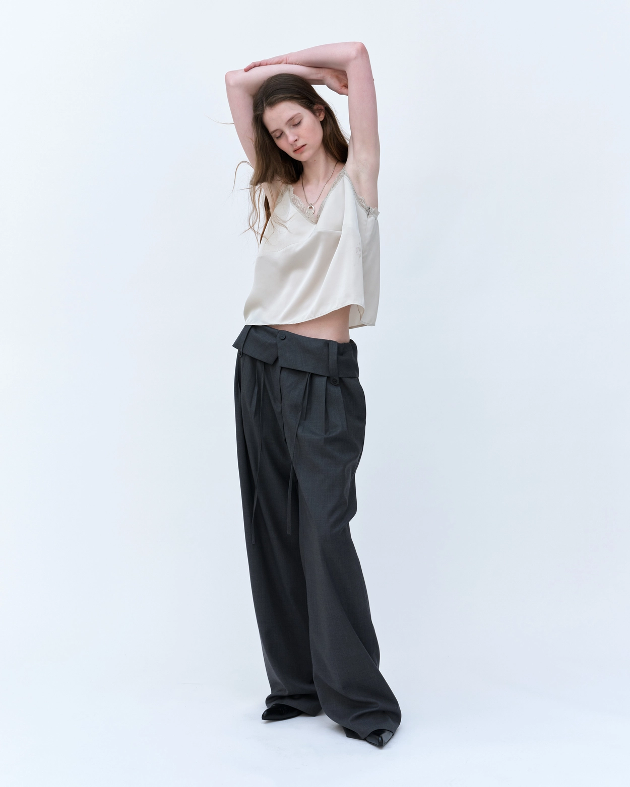 Londonflat beaker pants look 01